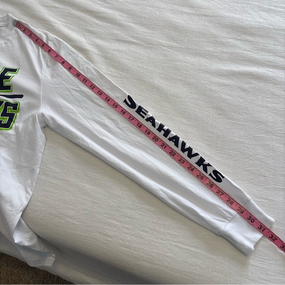 Men’s G-III Seattle Seahawks Long Sleeve Tee - Picture 9 of 9